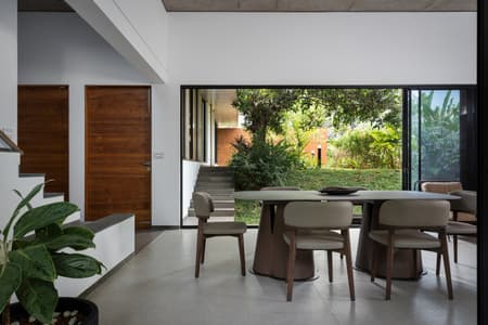 The Stoic Wall Residence